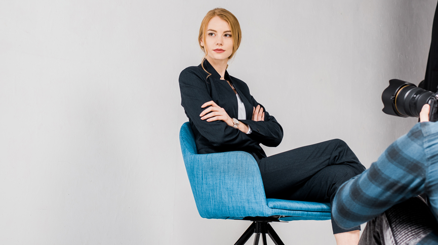 photographer-shooting-beautiful-young-woman-in-pho-2022-12-16-18-14-12-utc